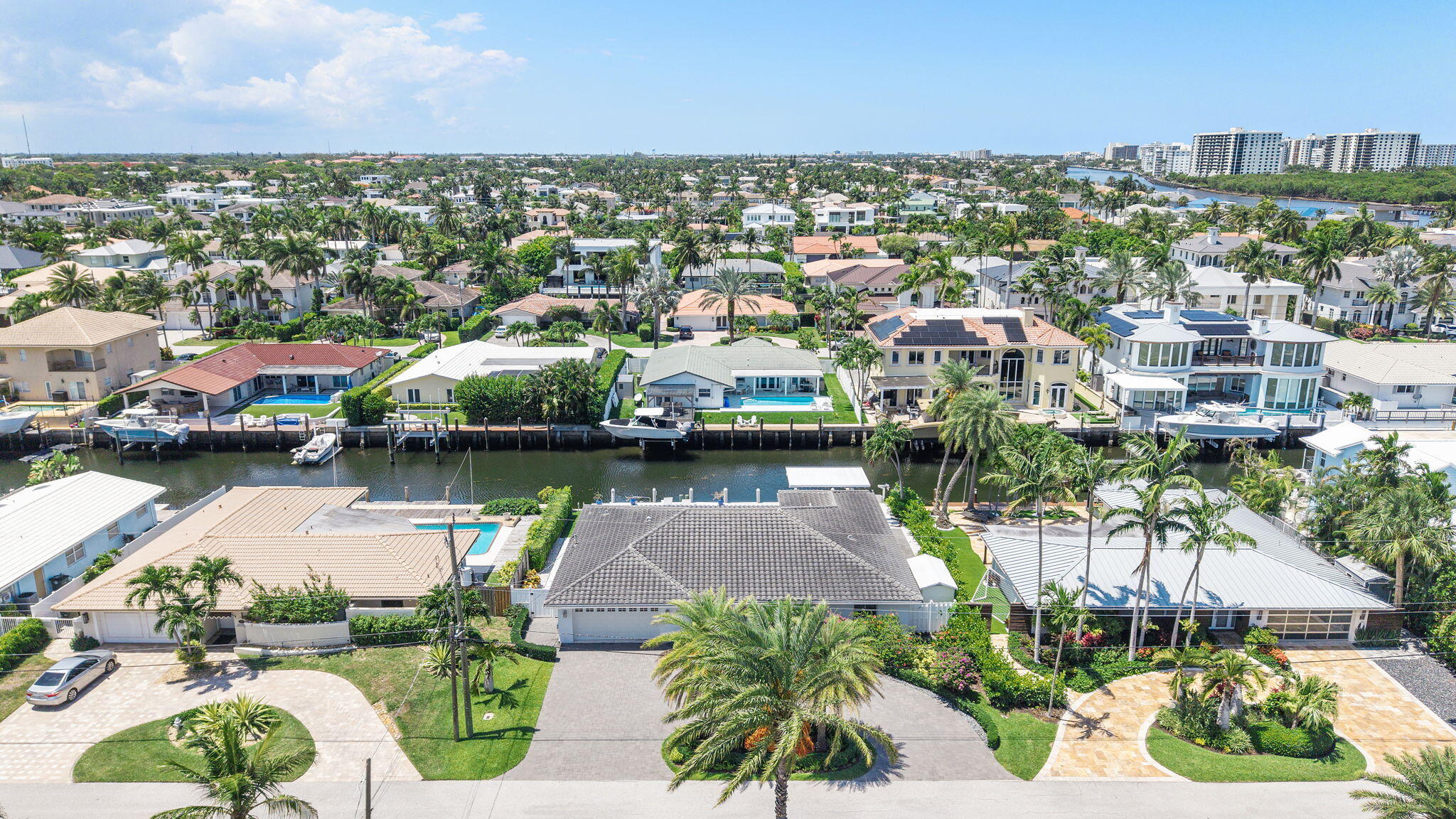 831 Dover Street Boca Raton, FL 33487 - Photo 8 of 86 2-web-or-mls-DJI_20260613143127_0745_D c