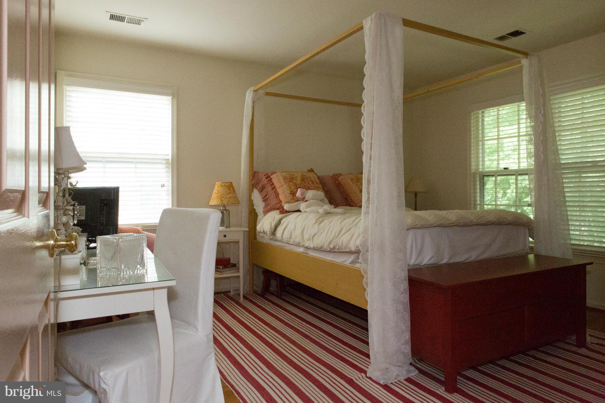 7804 Brickyard Road Potomac, MD 20854 - Photo 11 of 21 Bedroom