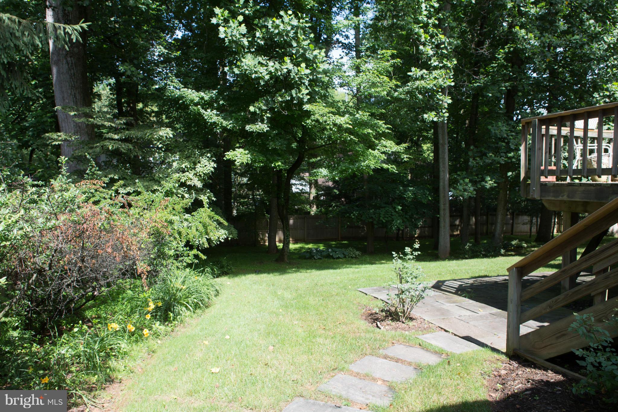 7804 Brickyard Road Potomac, MD 20854 - Photo 20 of 21 Exterior (Rear)
