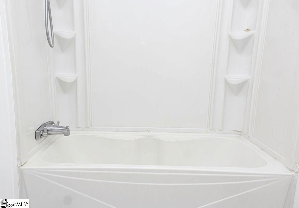 207 Irene Road Gray Court, SC 29645 - Photo 9 of 19 Gallery Image 9