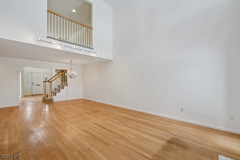 50 Pippins Way Morristown, NJ 07960 - Photo 8 of 42