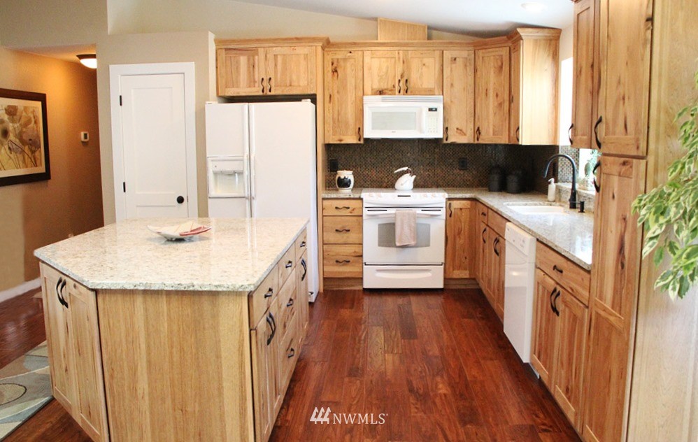 24908 Neadham Road East Orting, WA 98360 - Photo 5 of 16