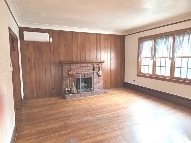 $499,999 | 5651 North Neva Avenue, Chicago, IL 60631