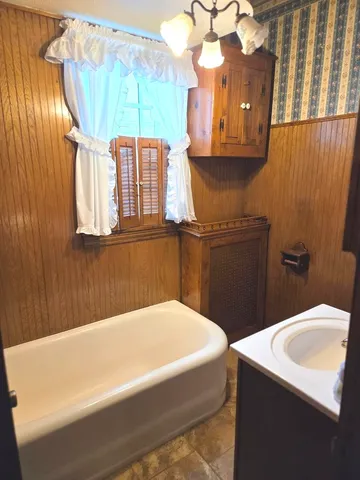 $499,999 | 5651 North Neva Avenue, Chicago, IL 60631