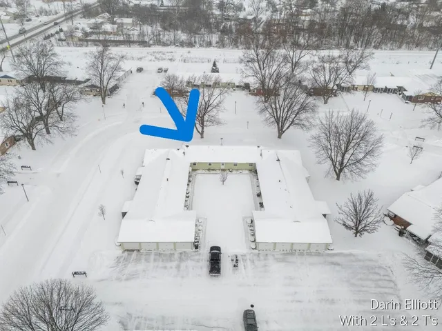 $161,900 | 882 Andover Court Southeast, Unit 57, Kentwood, MI 49508