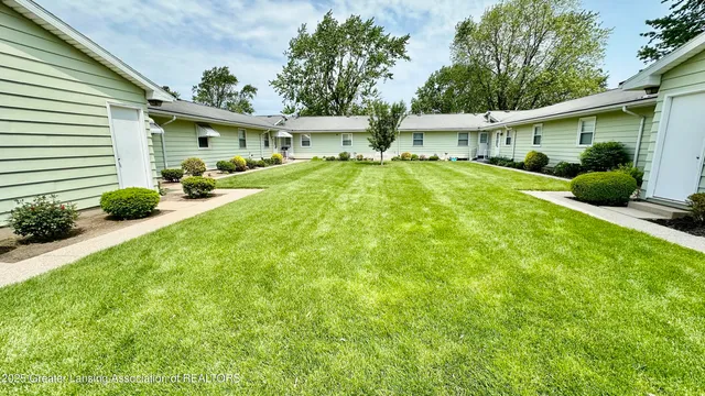 $161,900 | 882 Andover Court Southeast, Unit 57, Kentwood, MI 49508