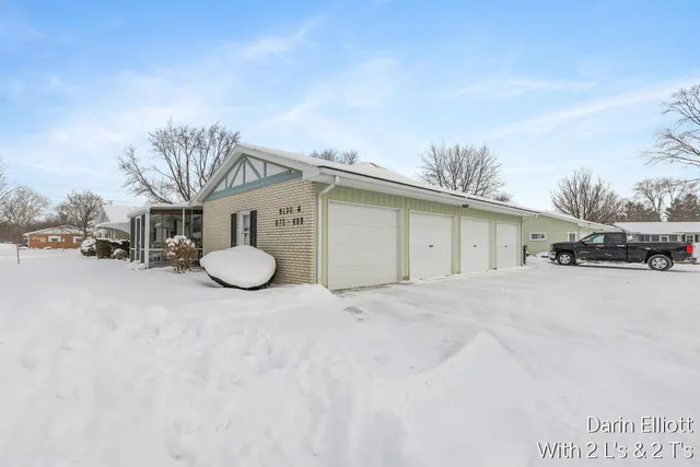 $161,900 | 882 Andover Court Southeast, Unit 57, Kentwood, MI 49508