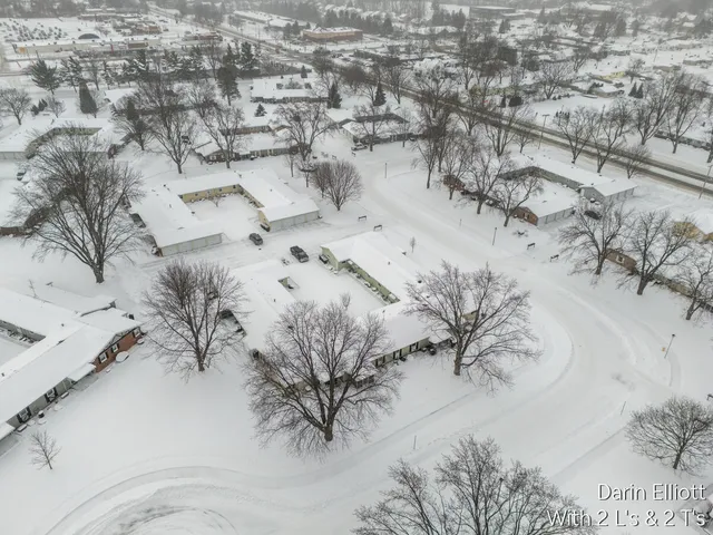 $161,900 | 882 Andover Court Southeast, Unit 57, Kentwood, MI 49508