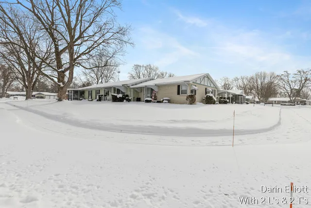 $161,900 | 882 Andover Court Southeast, Unit 57, Kentwood, MI 49508