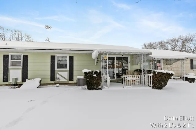 $161,900 | 882 Andover Court Southeast, Unit 57, Kentwood, MI 49508