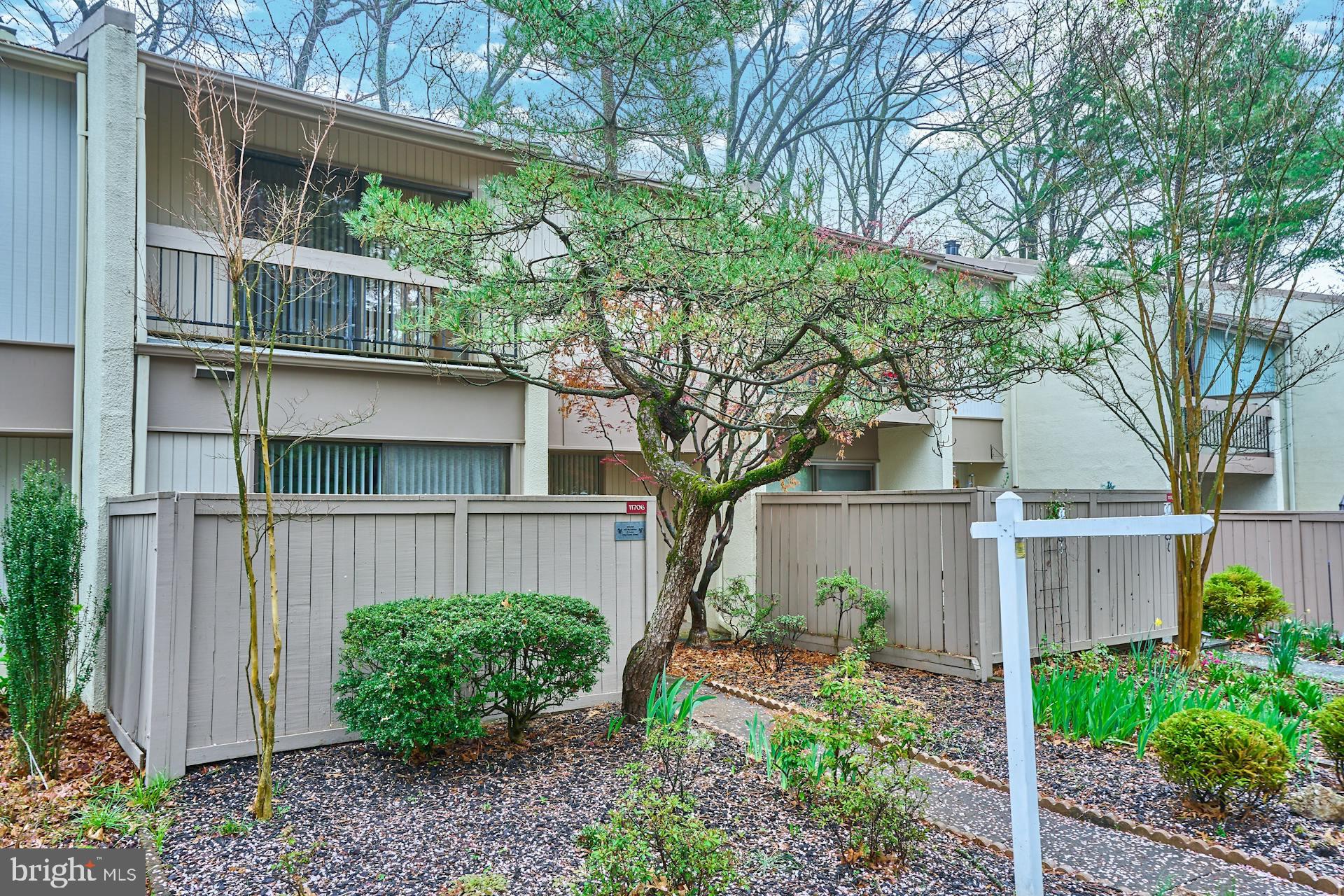 11706 Newbridge Court Reston, VA 20191 - Photo 3 of 39