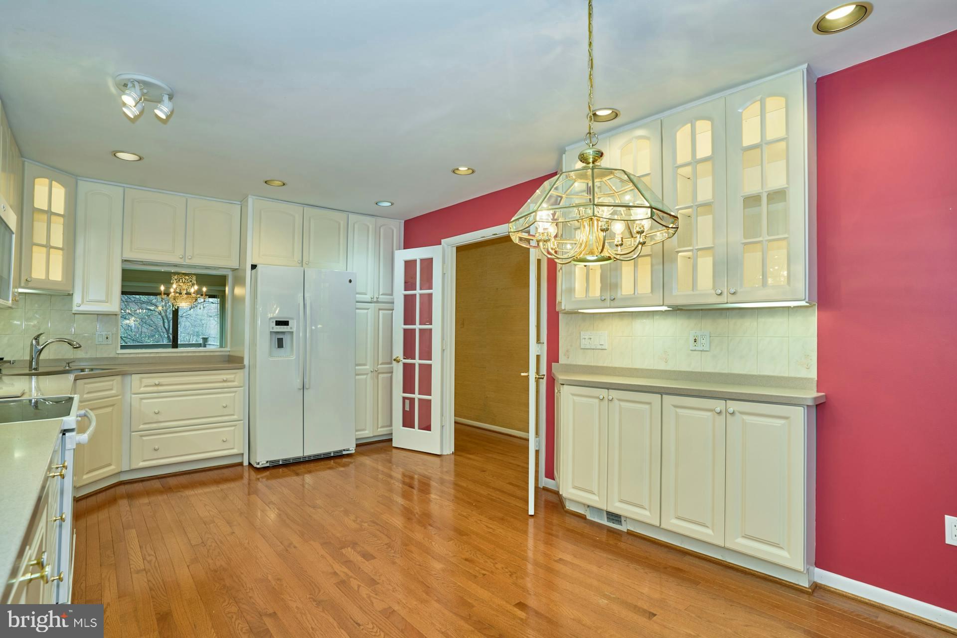 11706 Newbridge Court Reston, VA 20191 - Photo 8 of 39