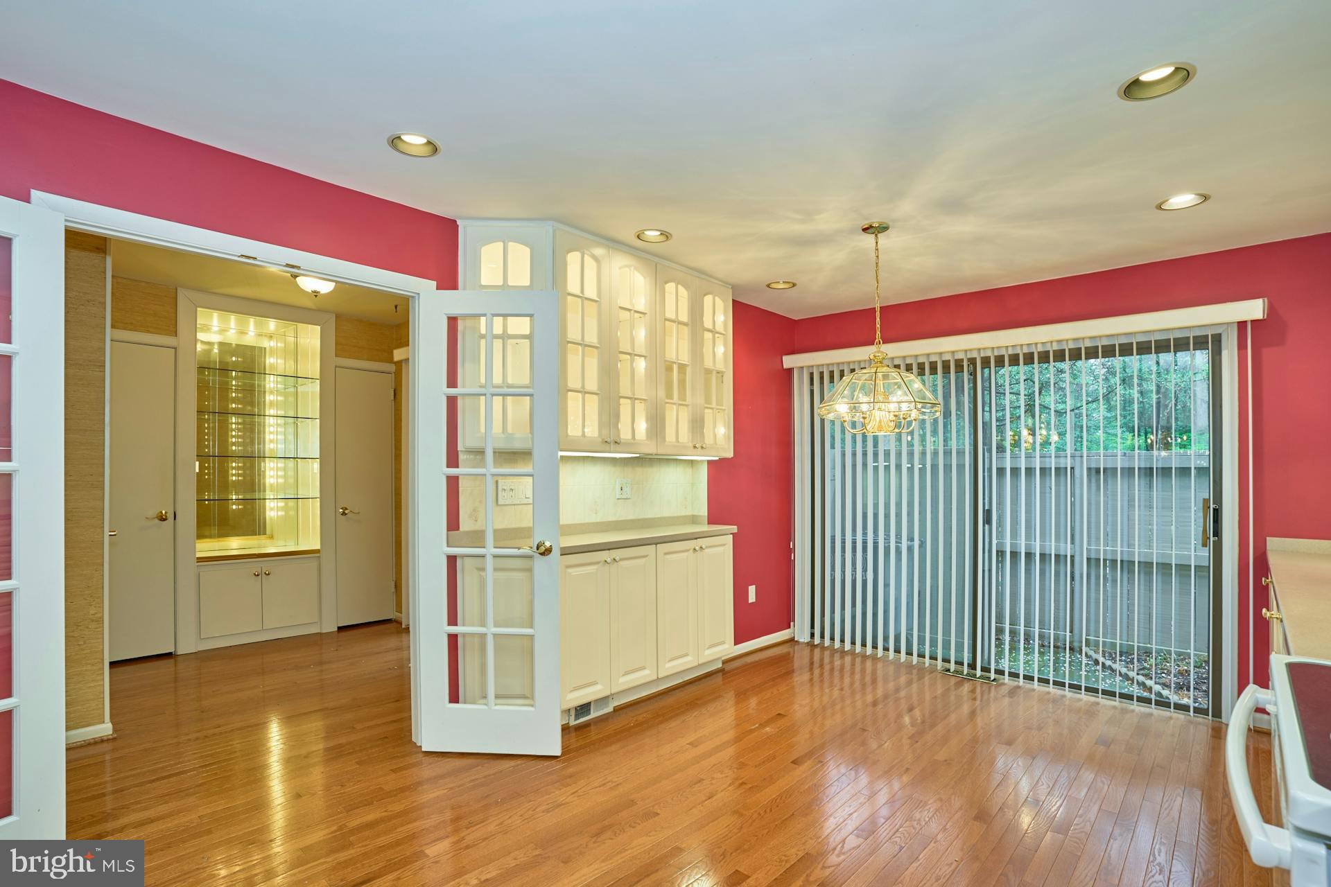 11706 Newbridge Court Reston, VA 20191 - Photo 9 of 39
