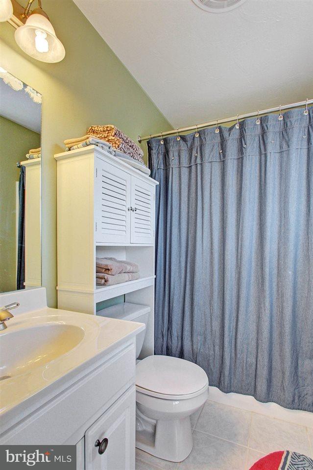 186 Ridgefield Drive York, PA 17403 - Photo 20 of 36 Gallery Image 20