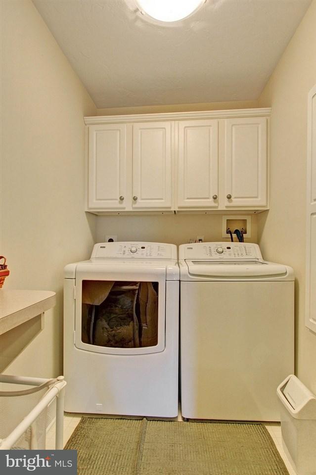 186 Ridgefield Drive York, PA 17403 - Photo 25 of 36 Gallery Image 25