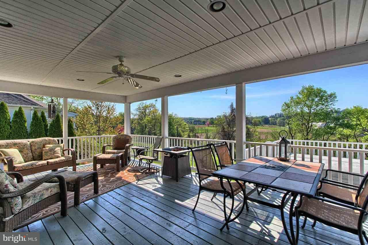 186 Ridgefield Drive York, PA 17403 - Photo 31 of 36 Gallery Image 31