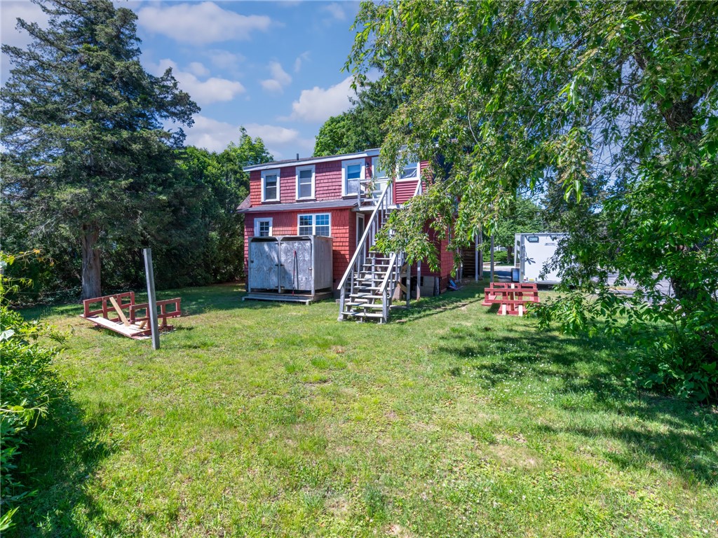 49 Benson Avenue Westerly, RI 02891 - Photo 4 of 7