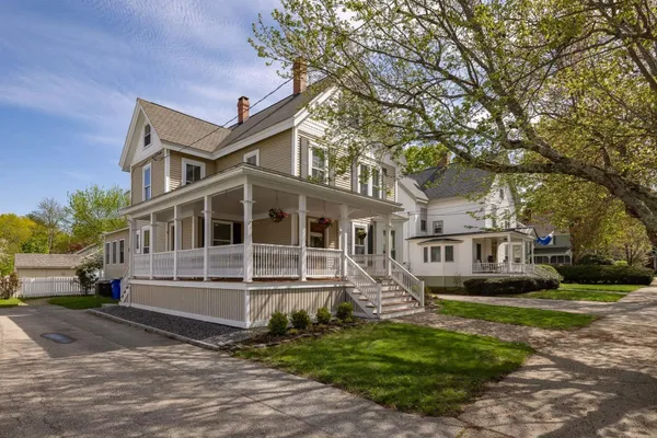 $1,150,000 | 6 Gill Street, Exeter, NH 03833