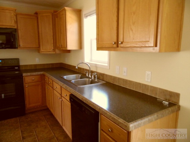 75 Wood Road Glade Valley, NC 28627 - Photo 12 of 32 Gallery Image 12