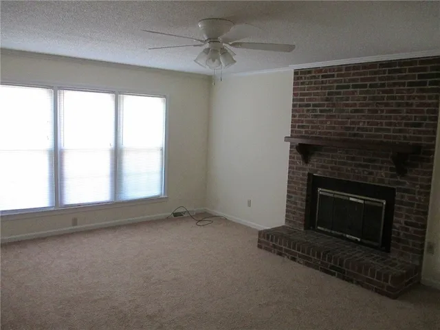 $1,800 | 305 Augusta Road, Clemson, SC 29631