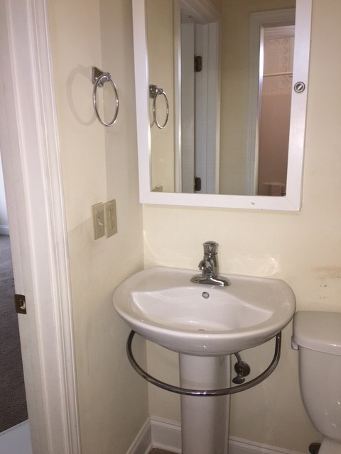 305 Augusta Road Clemson, SC 29631 - Photo 9 of 10 master bath