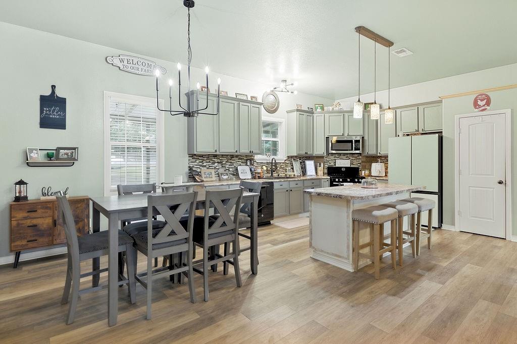 339 H H Williams Road Gilmer, TX 75645 - Photo 12 of 30 Gallery Image 12