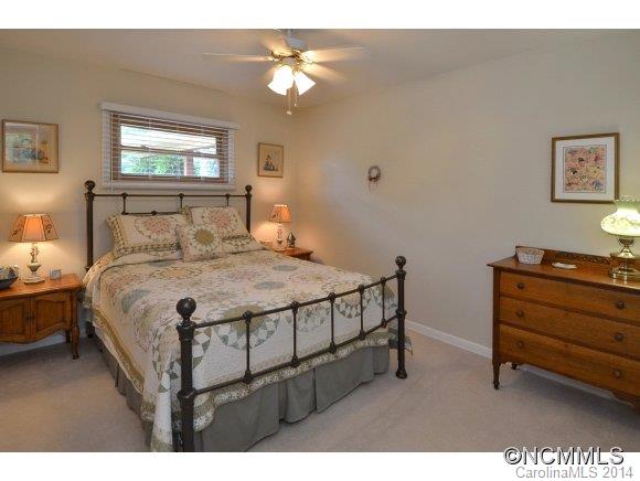 232 Buck Ridge Road Waynesville, NC 28785 - Photo 17 of 23 Gallery Image 17