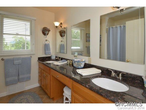232 Buck Ridge Road Waynesville, NC 28785 - Photo 18 of 23 Gallery Image 18