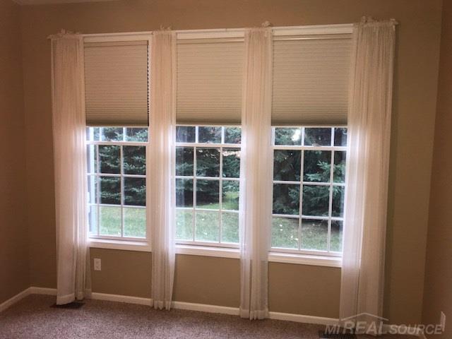 1659 Maple Creek Court Rochester, MI 48306 - Photo 27 of 48 Master Bedroom