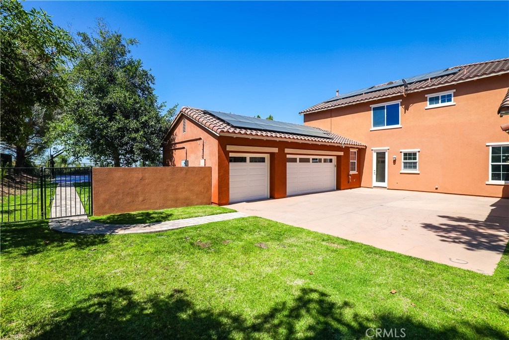 1055 Lowry Ranch Road Corona, CA 92881 - Photo 50 of 75