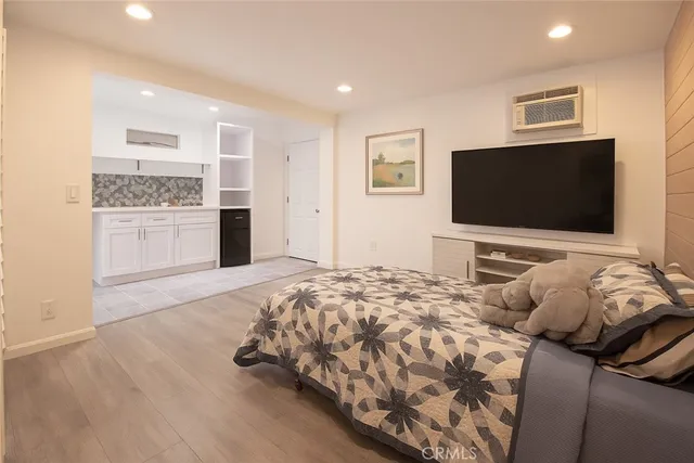 $5,450 | 4215 Portola Avenue, Los Angeles, CA 90032