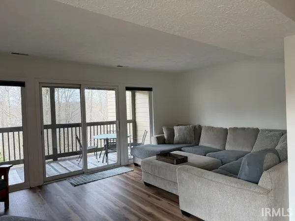 $254,900 | 9640 South Lake Ridge Drive, Bloomington, IN 47401