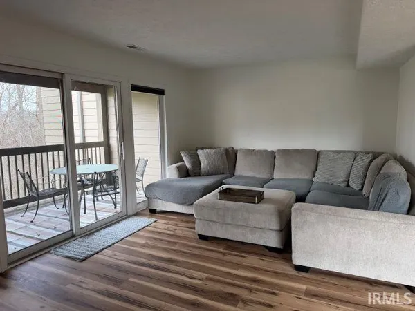 $254,900 | 9640 South Lake Ridge Drive, Bloomington, IN 47401