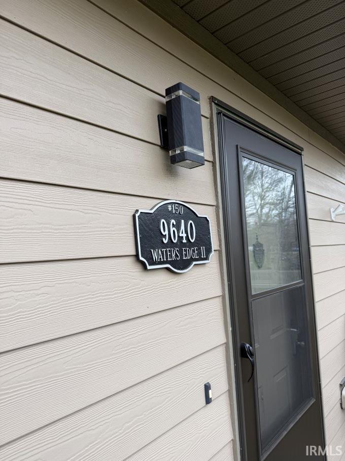 9640 South Lake Ridge Drive Bloomington, IN 47401 - Photo 3 of 36