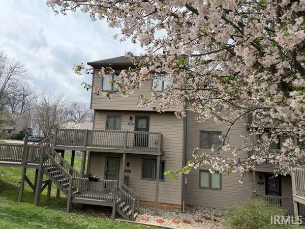$254,900 | 9640 South Lake Ridge Drive, Bloomington, IN 47401