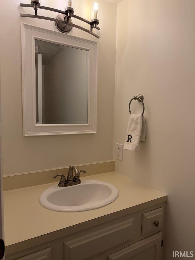 9640 South Lake Ridge Drive Bloomington, IN 47401 - Photo 5 of 36