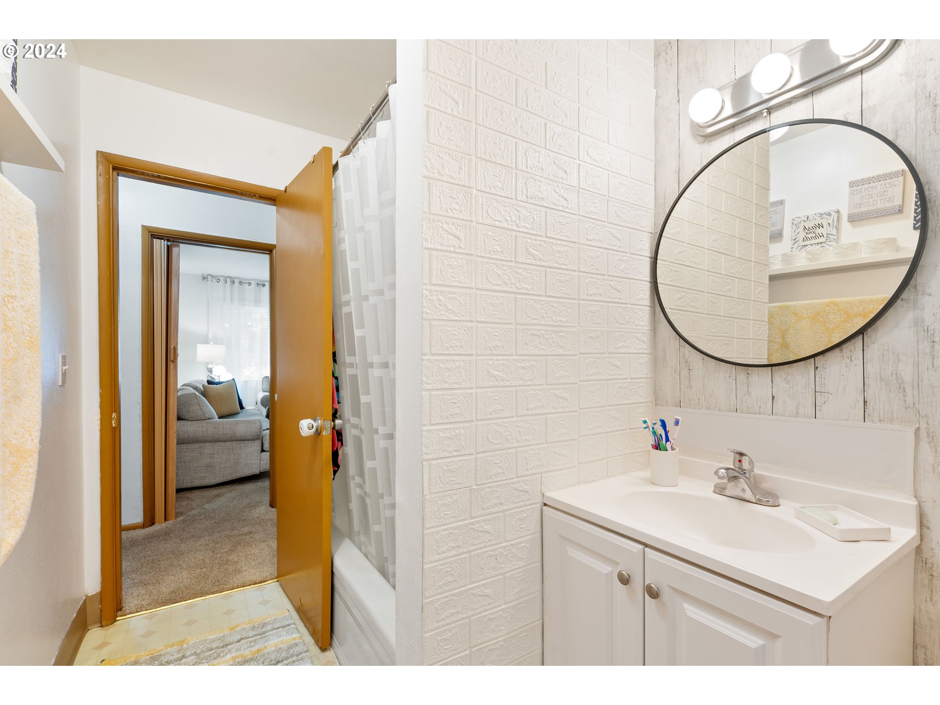 11845 Southwest 5th Street Beaverton, OR 97005 - Photo 14 of 43