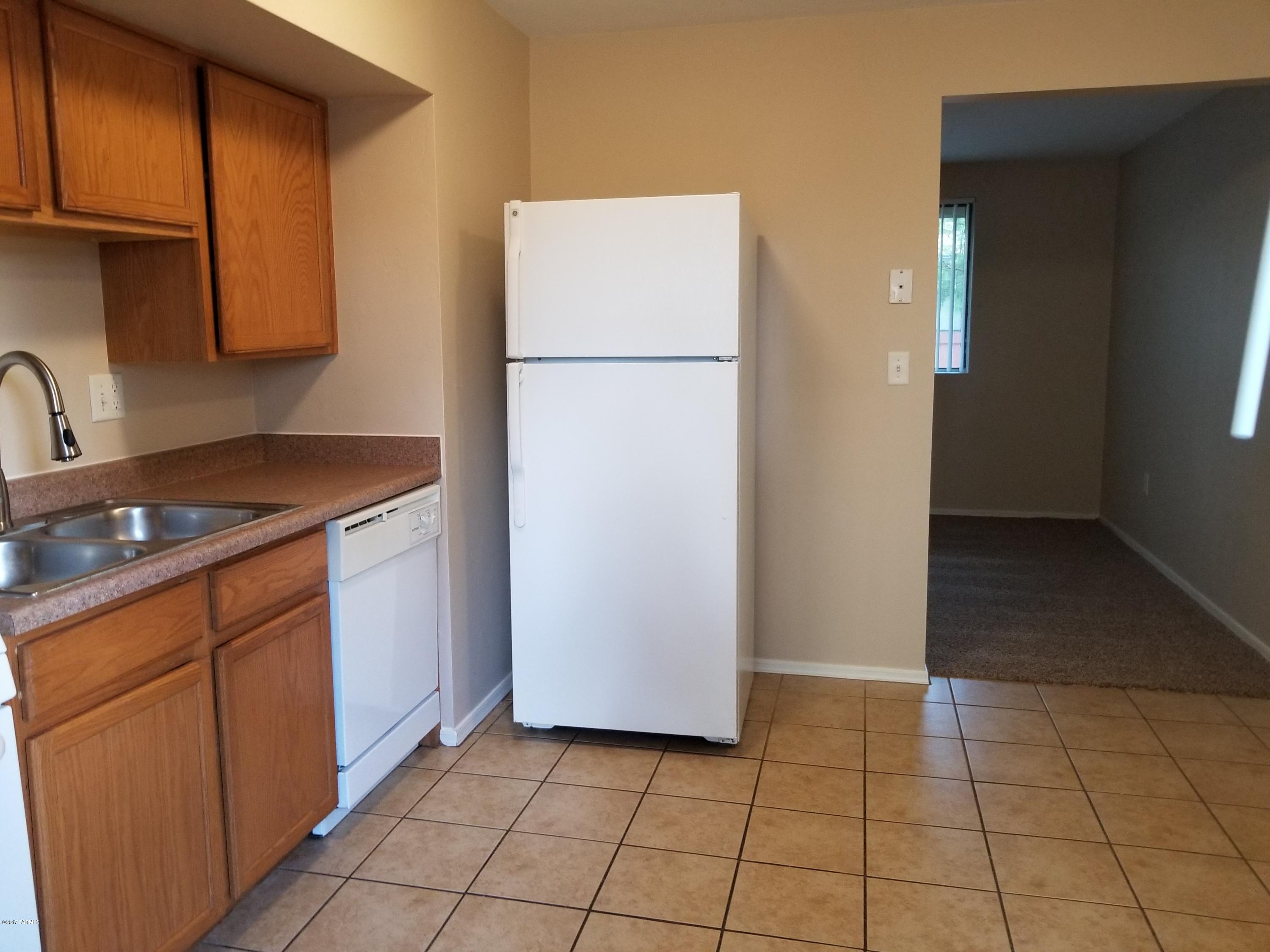 350 North Silverbell Road, Unit 147 Tucson, AZ 85745 - Photo 6 of 16