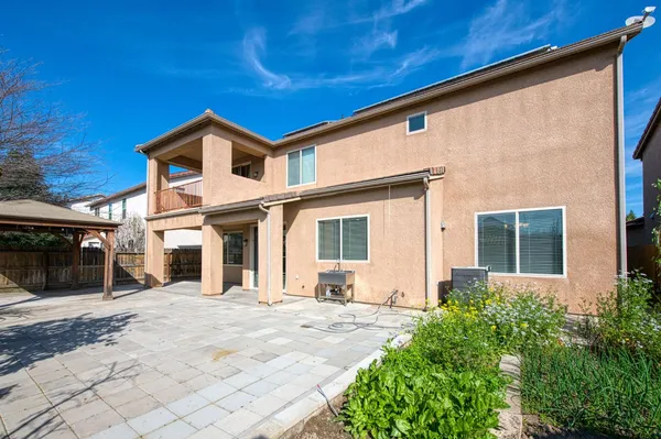 $739,000 | 1407 East Via Marbella Drive, Fresno, CA 93730