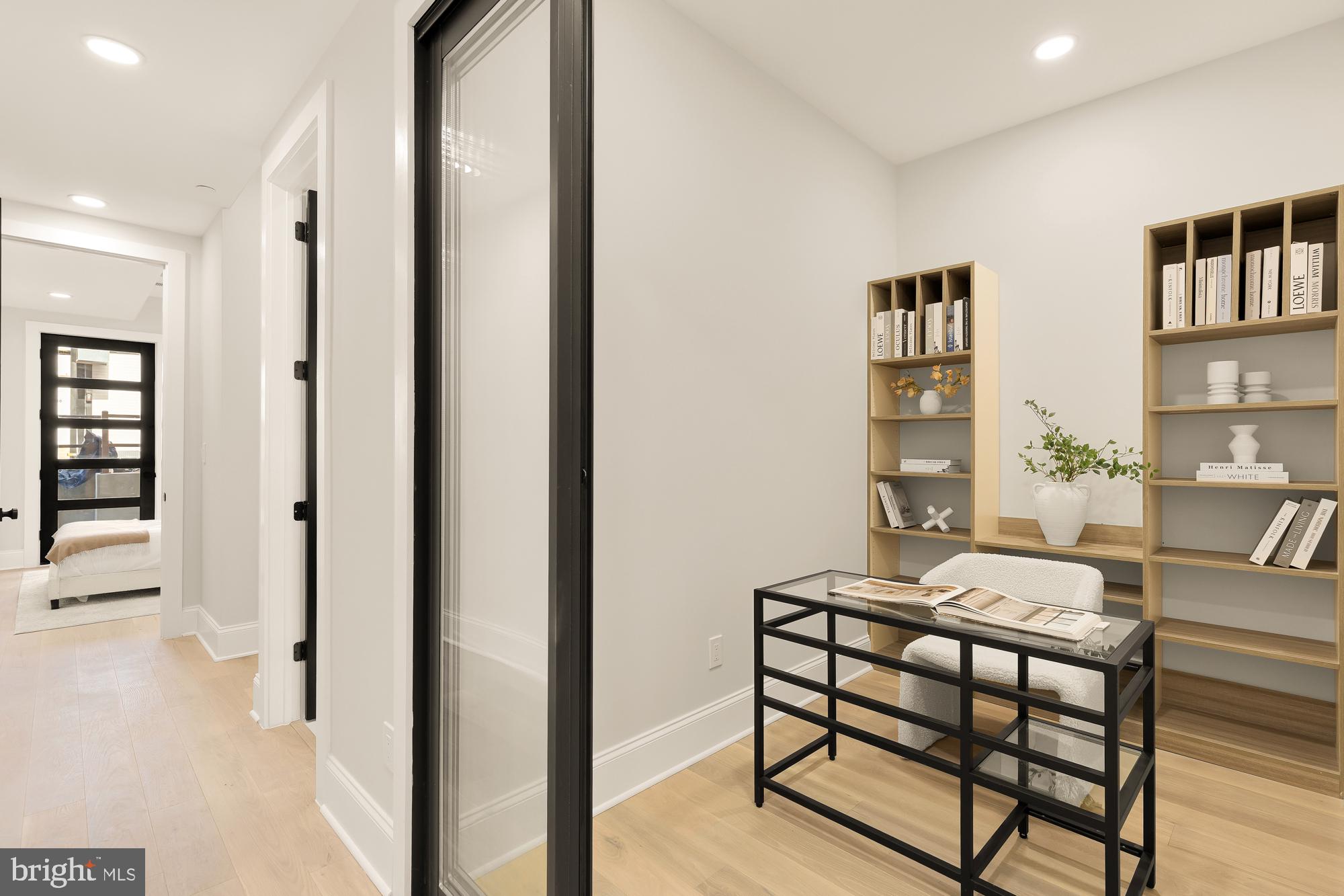 733 Euclid Street Northwest, Unit 204 Washington, DC 20001 - Photo 16 of 34