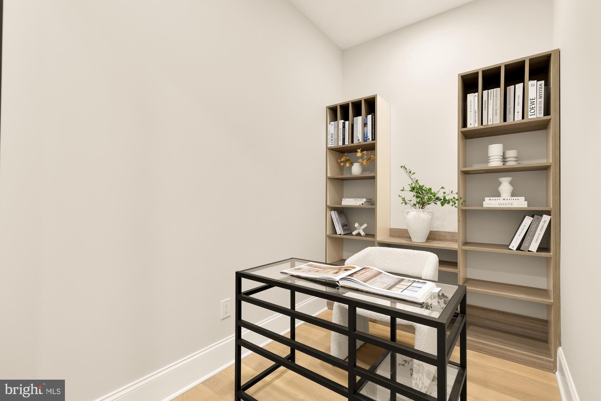 733 Euclid Street Northwest, Unit 204 Washington, DC 20001 - Photo 17 of 34