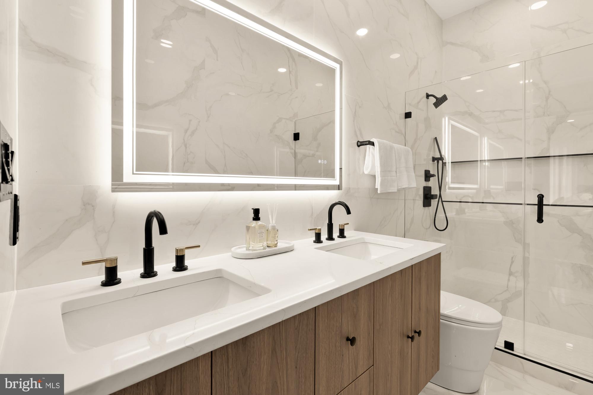 733 Euclid Street Northwest, Unit 204 Washington, DC 20001 - Photo 25 of 34