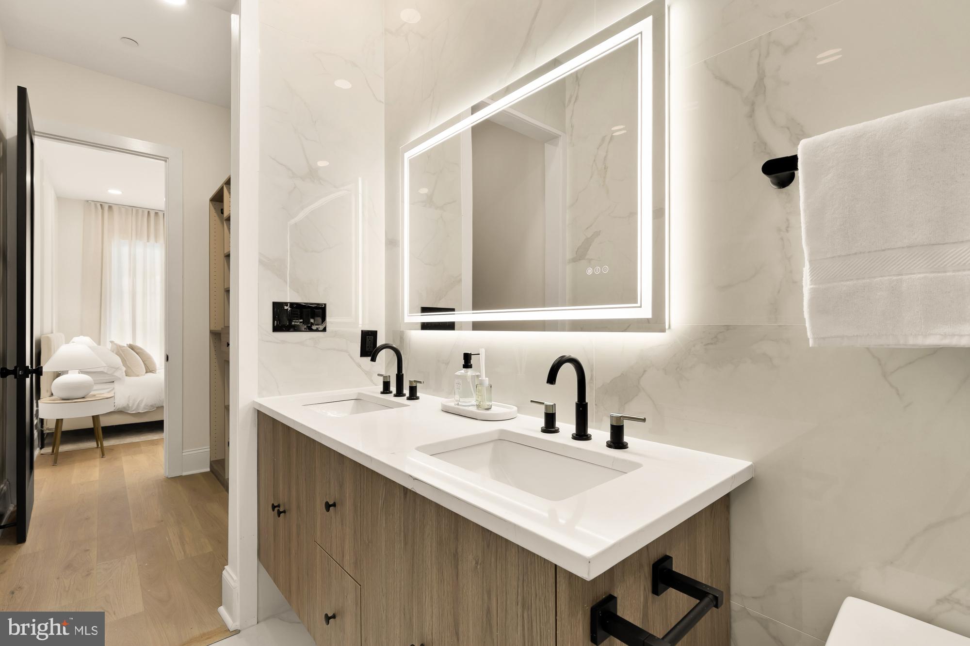 733 Euclid Street Northwest, Unit 204 Washington, DC 20001 - Photo 28 of 34