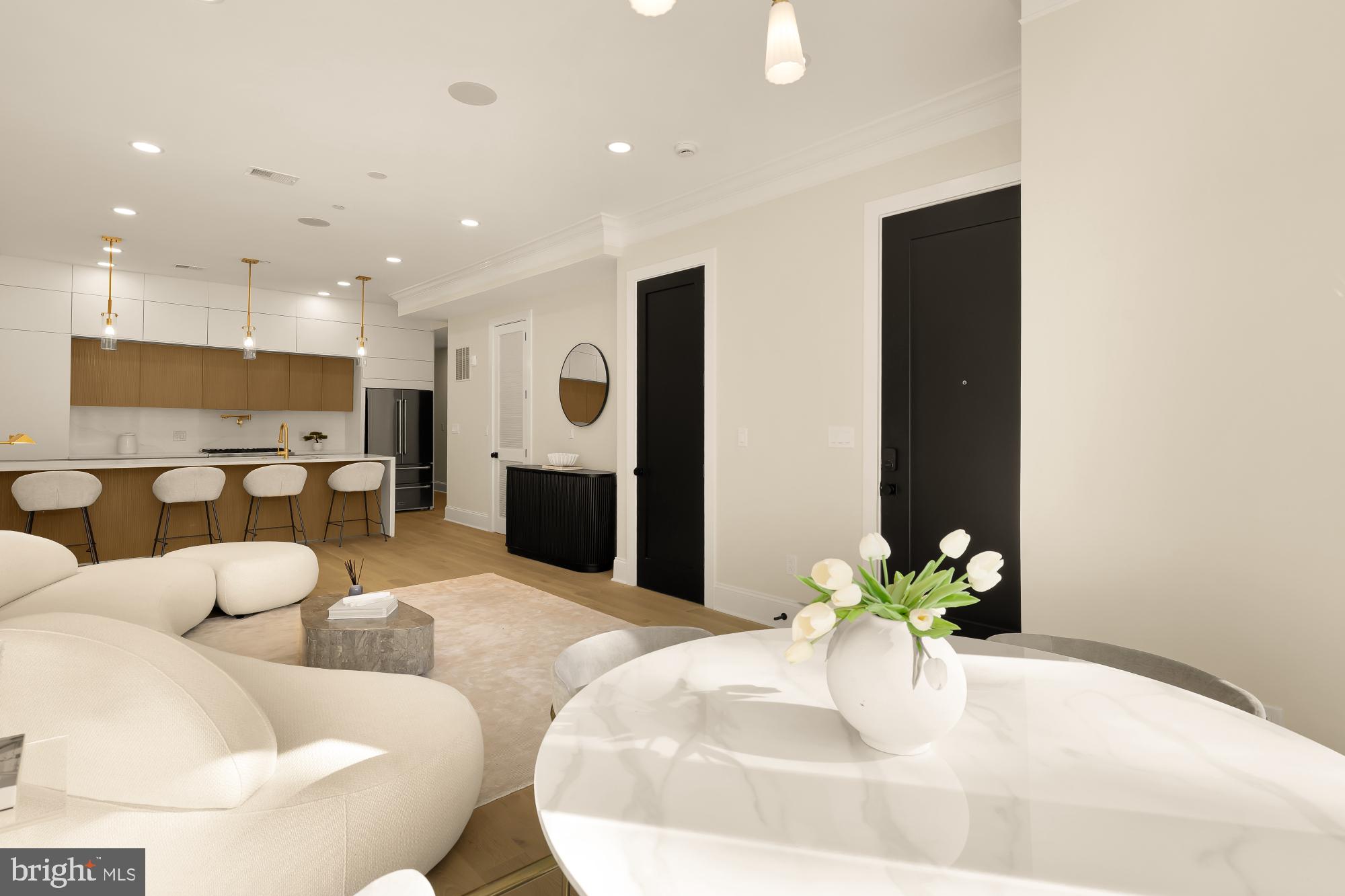 733 Euclid Street Northwest, Unit 204 Washington, DC 20001 - Photo 9 of 34