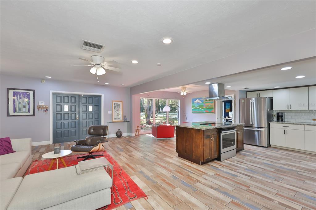 3506 Hillgrove Road Valrico, FL 33596 - Photo 7 of 61