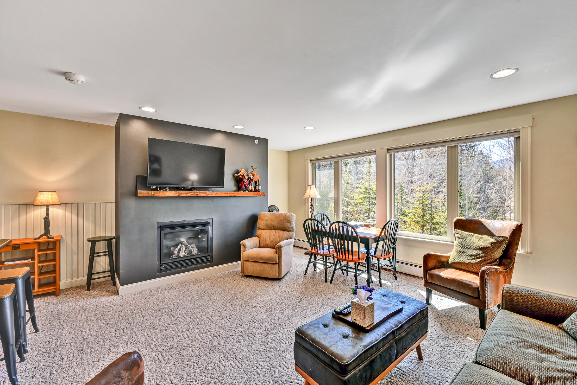 5003 Fall Line Drive, Unit B Carrabassett Valley, ME 04947 - Photo 13 of 29 109507gr-127