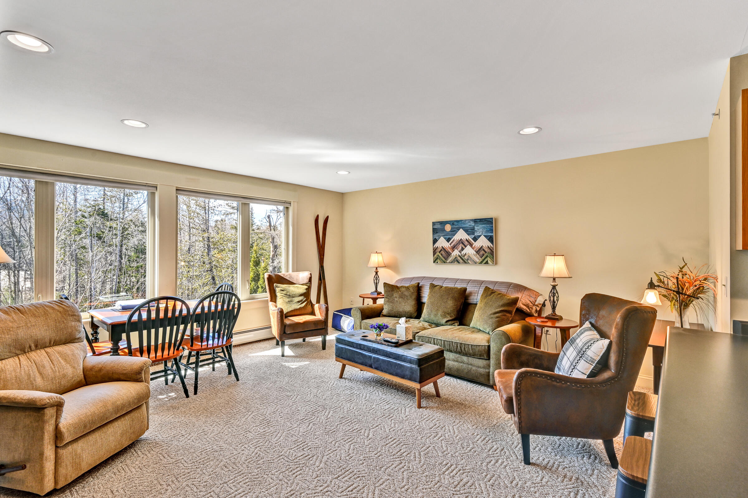 5003 Fall Line Drive, Unit B Carrabassett Valley, ME 04947 - Photo 14 of 29 109507gr-123