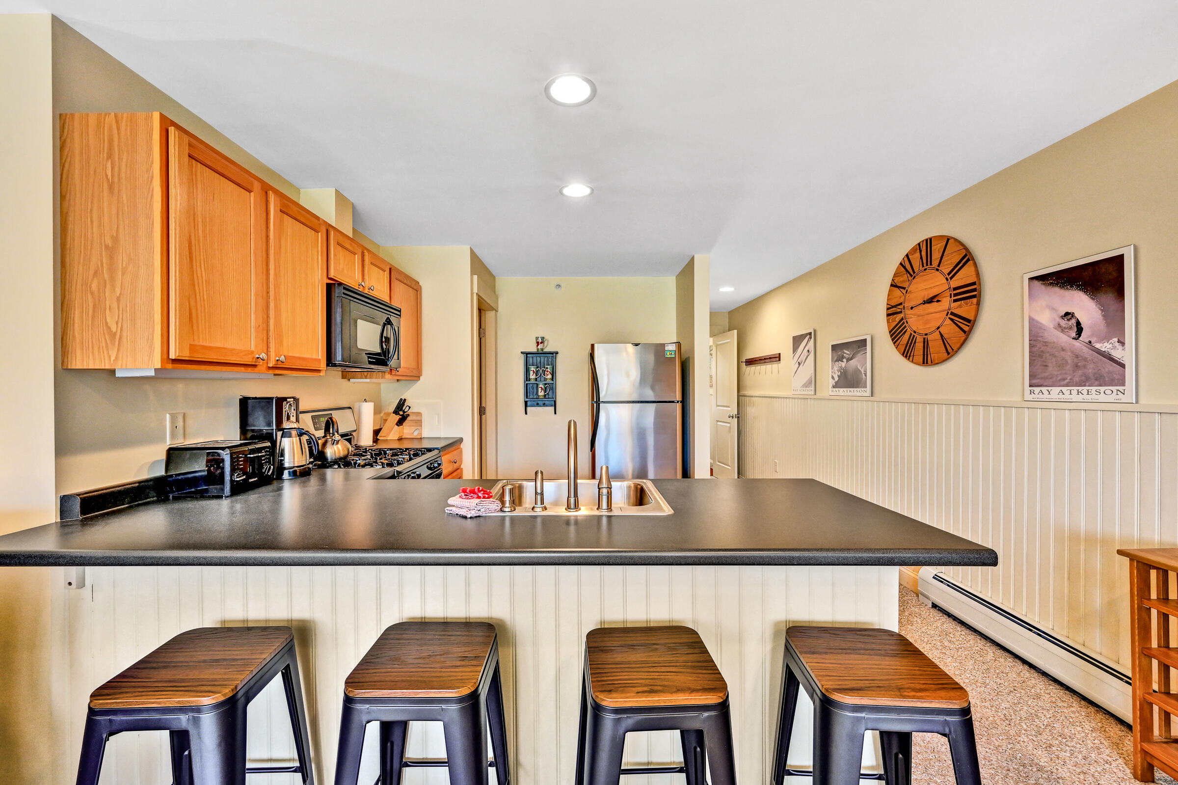 5003 Fall Line Drive, Unit B Carrabassett Valley, ME 04947 - Photo 17 of 29 109507gr-117