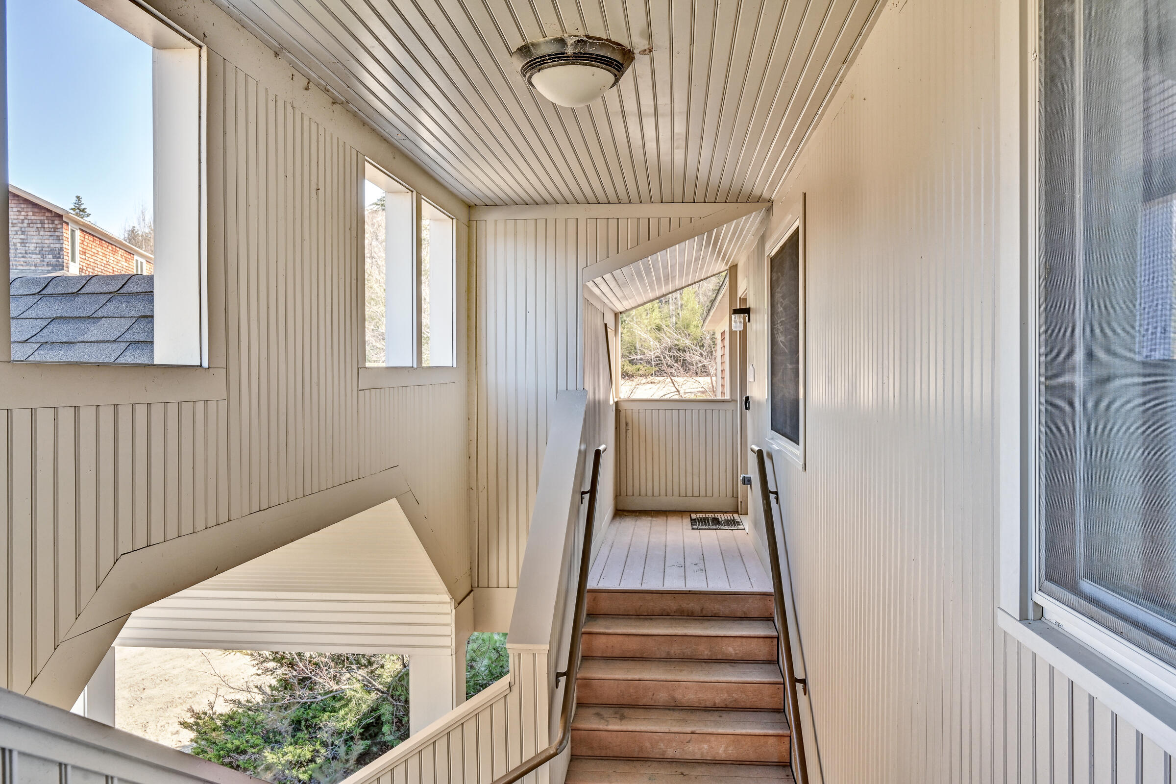 5003 Fall Line Drive, Unit B Carrabassett Valley, ME 04947 - Photo 24 of 29 109507gr-107