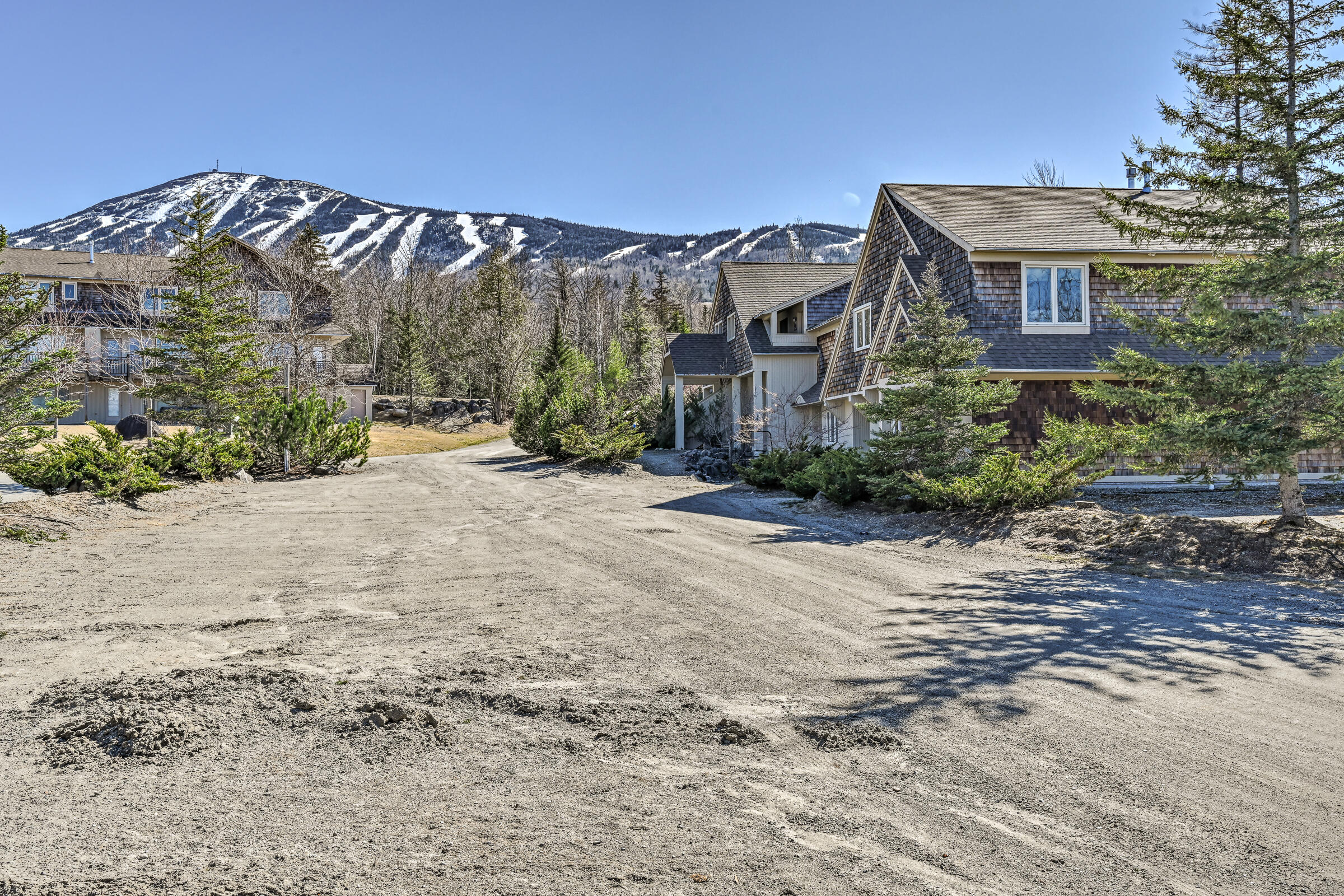5003 Fall Line Drive, Unit B Carrabassett Valley, ME 04947 - Photo 25 of 29 109507gr-101